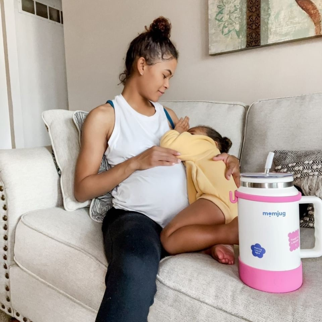 momjug breastfeeding water bottle